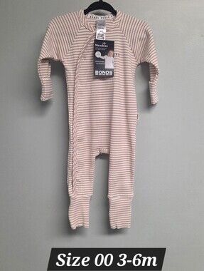 Bonds Pink and Cream Striped Newbies Zip One-Piece Size 00 3-6m